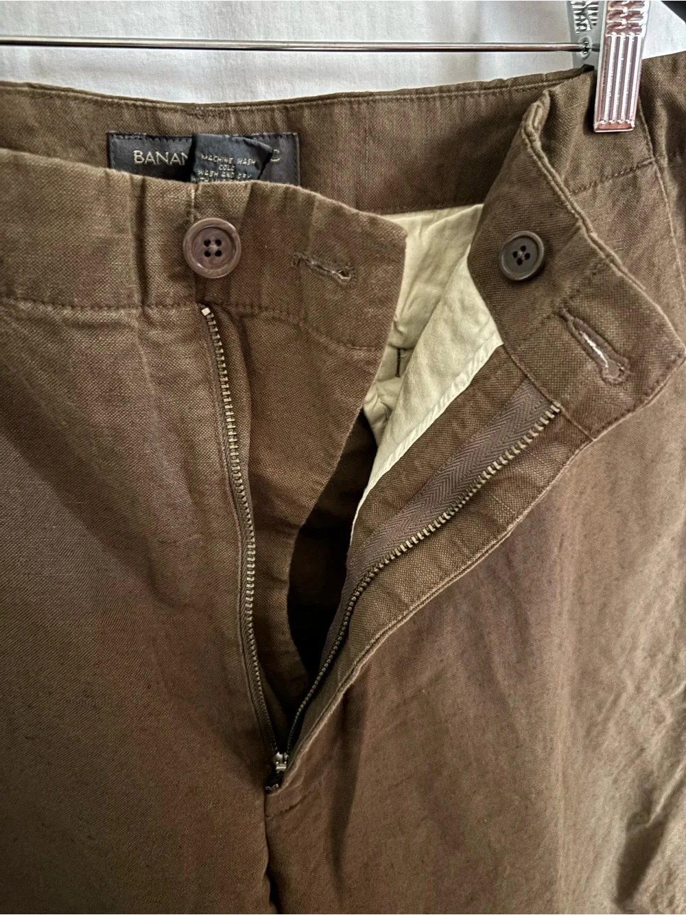 Banana Republic Men's Tan Chino Pants